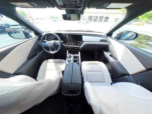 Used 2024 Lexus TX 350 FWD w/ Technology Package image 30