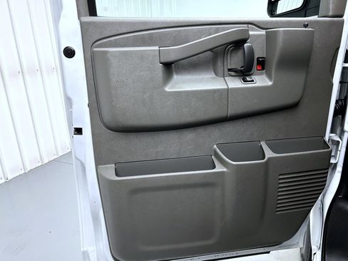Used 2023 Chevrolet Express 3500 LS image 9