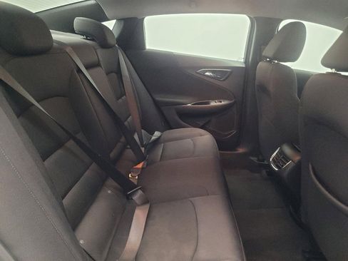 Used 2023 Chevrolet Malibu LT FWD image 19
