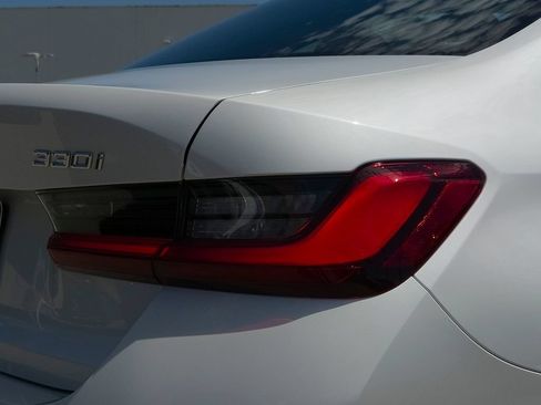 New 2026 BMW 330i Sedan w/ Premium Package RWD image 4