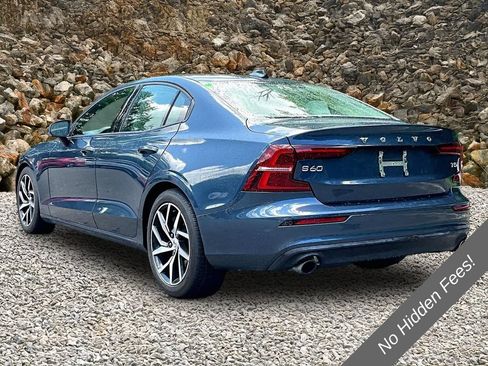 Used 2019 Volvo S60 T5 Momentum w/ Premium Package FWD image 11