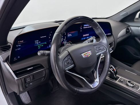 Used 2025 Cadillac CT5 Premium Luxury RWD image 9