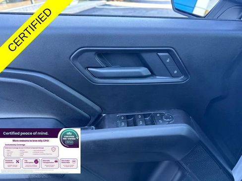 Used 2026 Chevrolet Colorado W/T RWD image 10