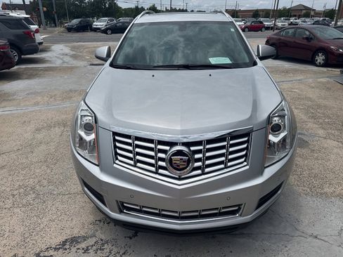 Used 2015 Cadillac SRX Luxury FWD image 5