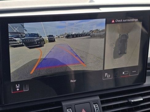 Used 2023 Audi Q5 2.0T Prestige w/ Prestige Package image 9