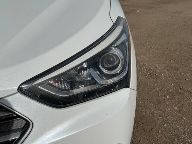 Used 2017 Hyundai Santa Fe Sport AWD/4WD image 10