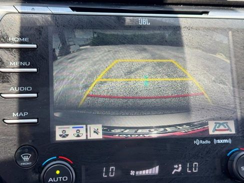 Used 2020 Toyota Camry XSE FWD image 30