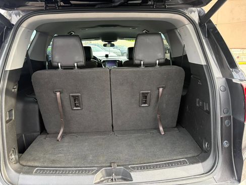 Used 2018 GMC Acadia SLT image 15