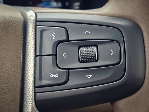 Used 2023 GMC Yukon Denali AWD/4WD image 21