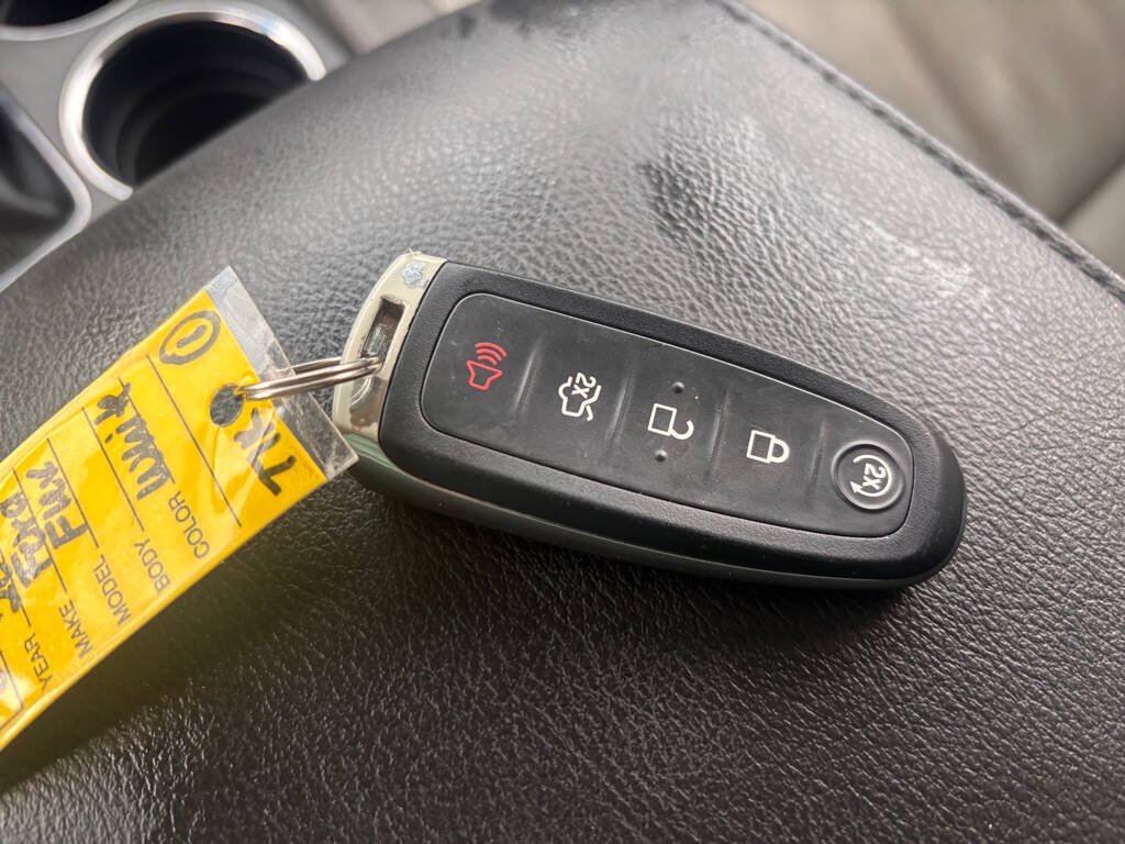 Used 2019 Ford Flex SEL w/ Equipment Group 202A AWD/4WD image 12
