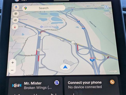 New 2026 Volvo XC90 T8 Plus w/ Protection Package Premier image 30
