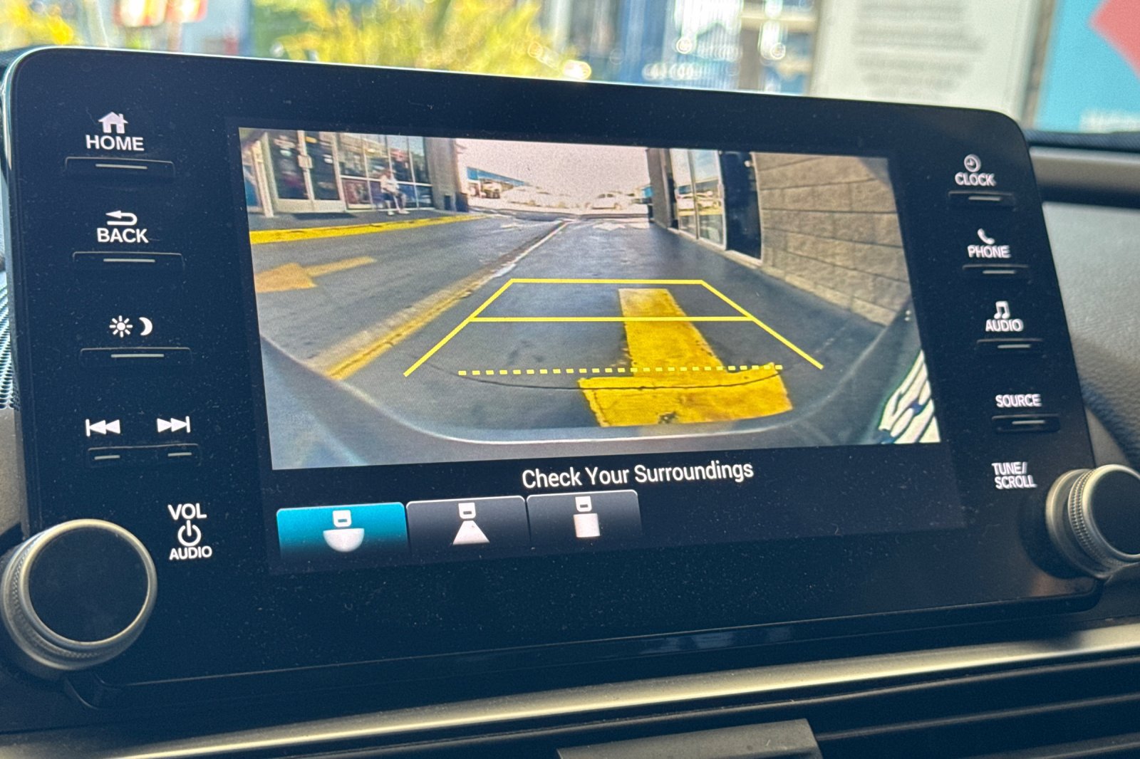 Used 2019 Honda Accord Sport image 10