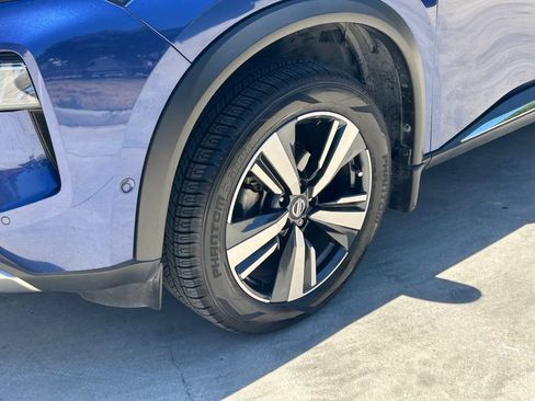 Used 2021 Nissan Rogue Platinum FWD image 9