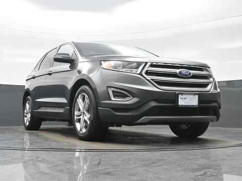 Used 2015 Ford Edge Titanium w/ Equipment Group 301A image 32