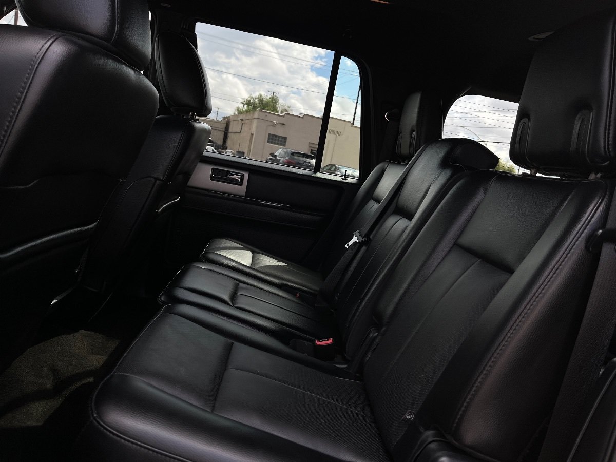 Used 2015 Ford Expedition EL XLT w/ Equipment Group 202A RWD image 29