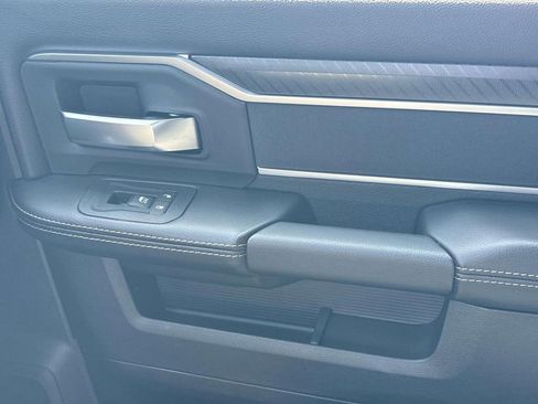 New 2025 RAM 2500 Big Horn AWD/4WD image 28