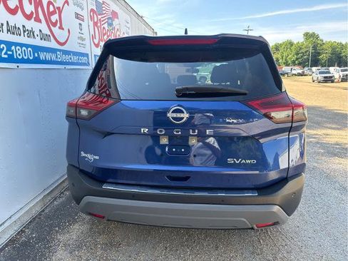 Used 2023 Nissan Rogue SV AWD/4WD image 4