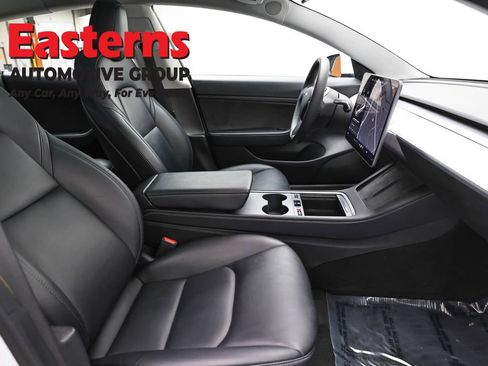 Used 2021 Tesla Model 3 Standard Range Plus RWD image 18