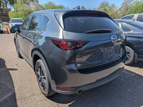 Used 2018 MAZDA CX-5 Touring w/ Preferred Equipment Package image 4