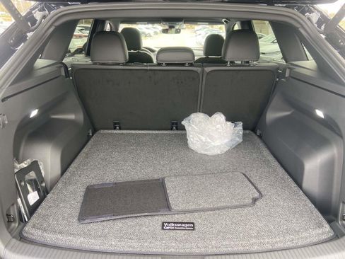 New 2026 Volkswagen Atlas Cross Sport SE AWD/4WD image 12
