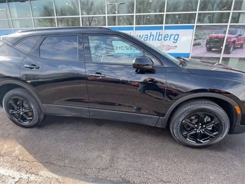 Certified 2024 Chevrolet Blazer LT w/ Convenience Package image 9