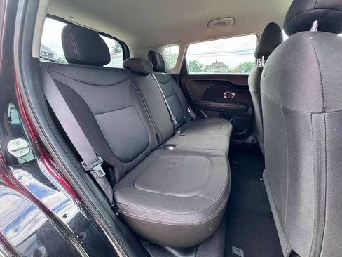Used 2017 Kia Soul w/ Convenience Package FWD image 14