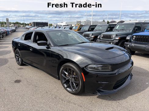 Certified 2023 Dodge Charger R/T w/ Plus Group RWD image 12