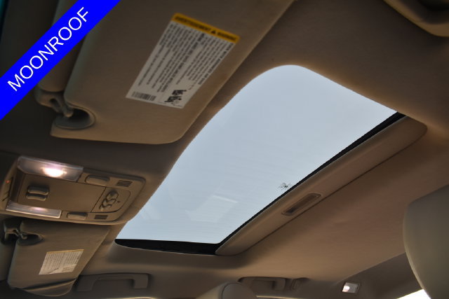 Used 2007 Cadillac DTS Luxury I w/ Sun And Sound Package FWD image 6
