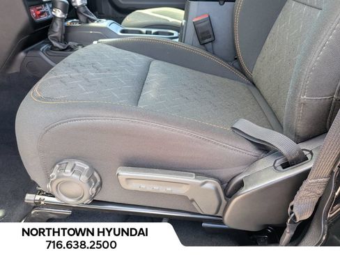 Used 2026 Jeep Gladiator Mojave AWD/4WD image 30