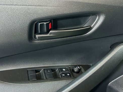 Used 2025 Toyota Corolla LE FWD image 15