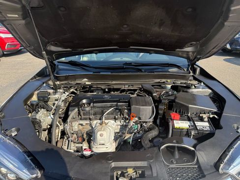 Used 2019 Acura TLX FWD image 33