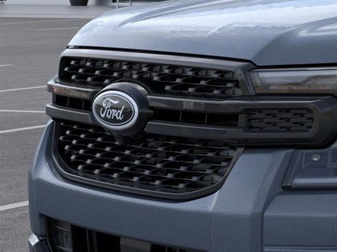 New 2025 Ford Ranger Lariat w/ FX4 Off-Road Package image 17