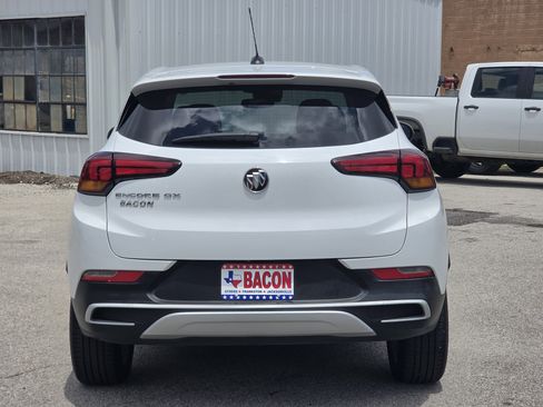 Used 2022 Buick Encore GX Preferred w/ Cold Weather Comfort Package FWD image 5