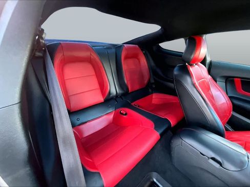 Used 2019 Ford Mustang GT Premium w/ Equipment Group 401A RWD image 19