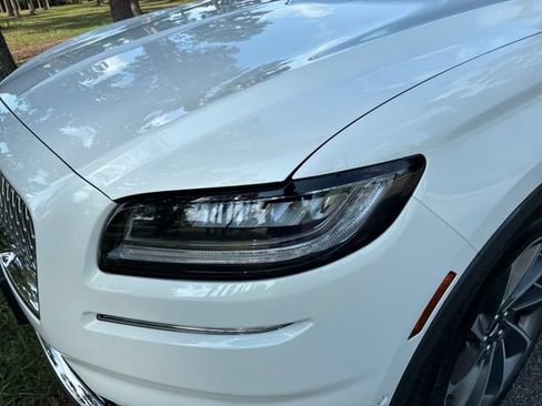 Used 2023 Lincoln Nautilus Reserve w/ Equipment Group 201A AWD/4WD image 10