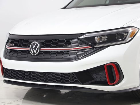 Used 2024 Volkswagen Jetta GLI Autobahn image 54