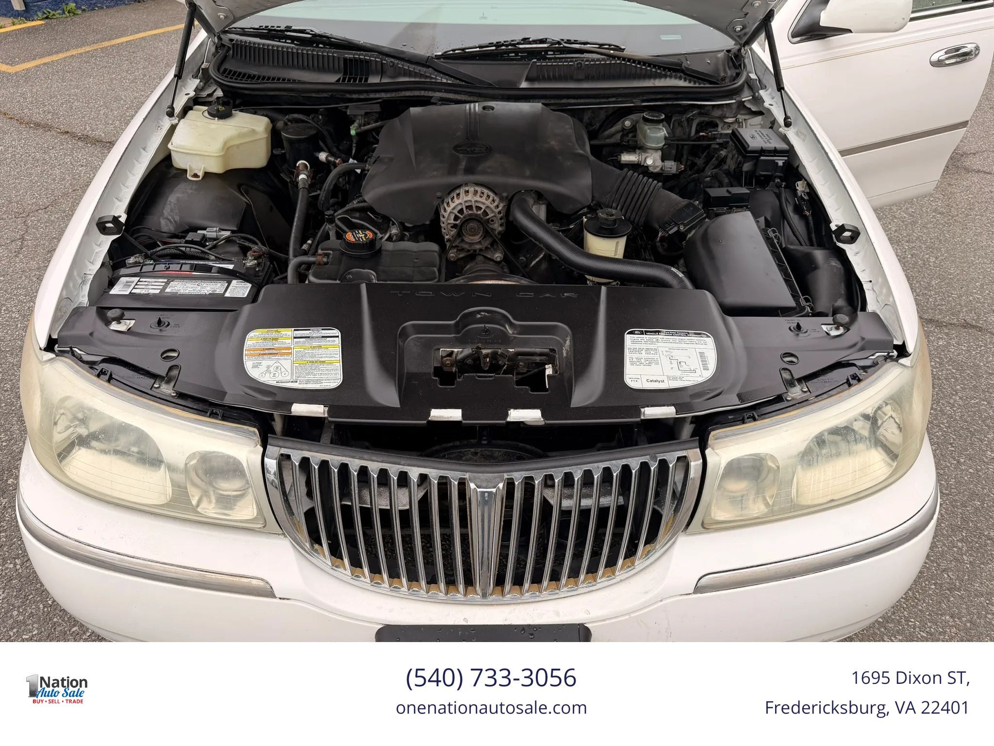 Used 1999 Lincoln Town Car Signature RWD image 20