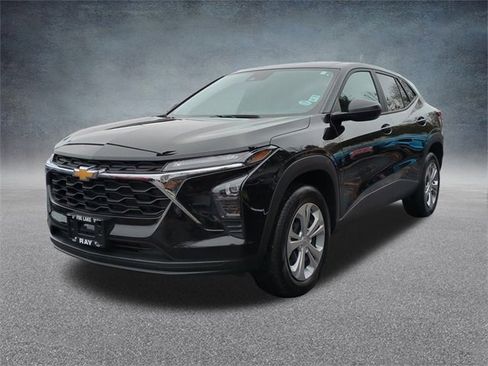 Certified 2024 Chevrolet Trax LS image 5