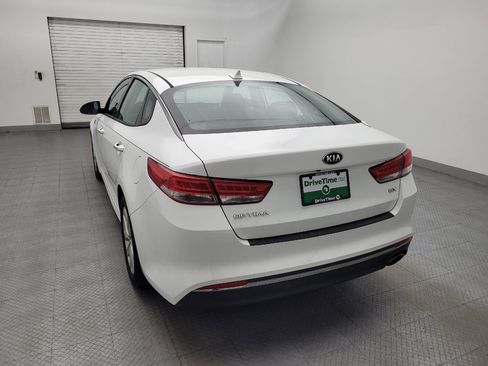 Used 2017 Kia Optima EX FWD image 6