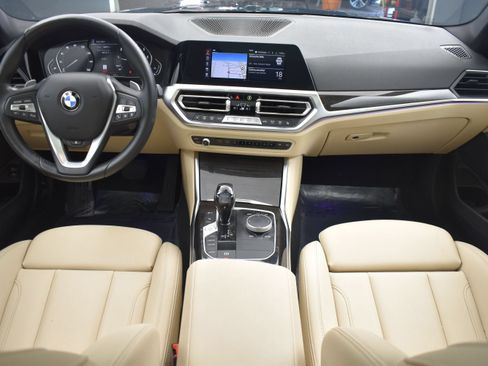 Used 2021 BMW 330i xDrive Sedan w/ Driving Assistance Package AWD/4WD image 18