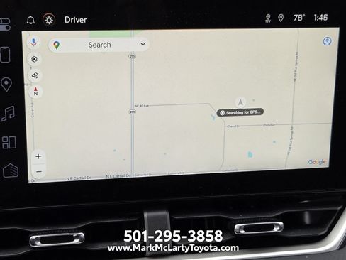 Used 2025 Chevrolet Equinox LT FWD image 18