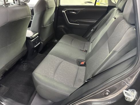Used 2024 Toyota RAV4 XLE FWD image 36