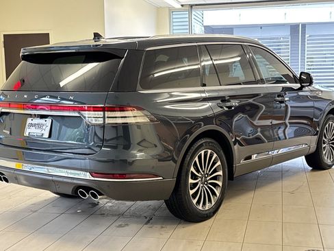 Used 2024 Lincoln Aviator Reserve w/ Equipment Group 201A image 4