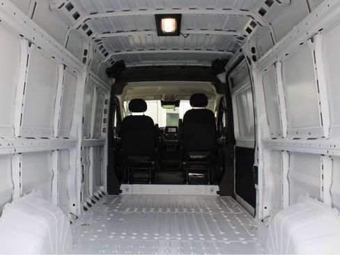 New 2026 RAM ProMaster 2500 w/ Safety Group image 32
