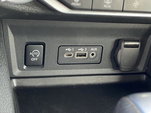 Used 2025 Nissan Sentra SV w/ All-Weather Package image 21