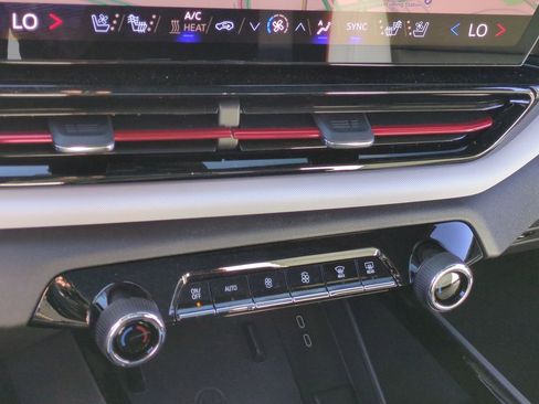 New 2025 Chevrolet Silverado EV RST image 17