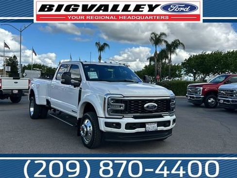 Certified 2025 Ford F450 Platinum w/ FX4 Off-Road Package image 1