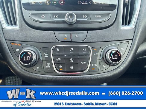 Used 2024 Chevrolet Malibu LT FWD image 33