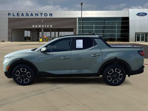 Used 2022 Hyundai Santa Cruz SEL Premium AWD/4WD image 2