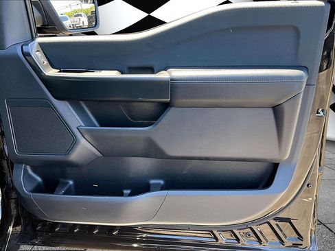 Used 2022 Ford F150 XL w/ STX Appearance Package AWD/4WD image 19